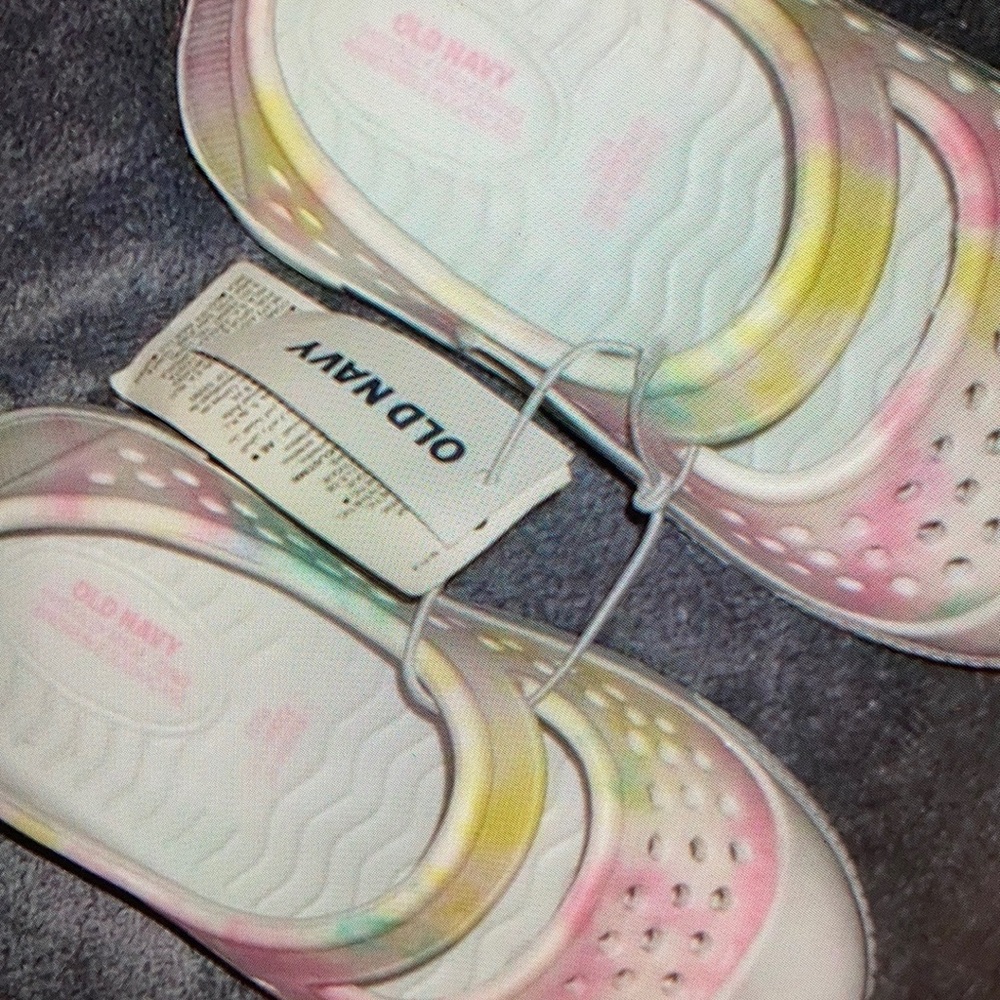 Kid’s waterproof cute shoes